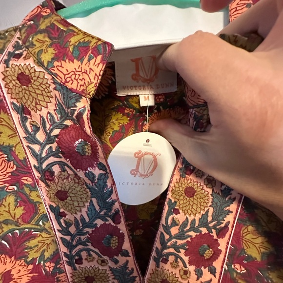 NWT Victoria Dunn Marigold dress - gorgeous color way. - Picture 3 of 4